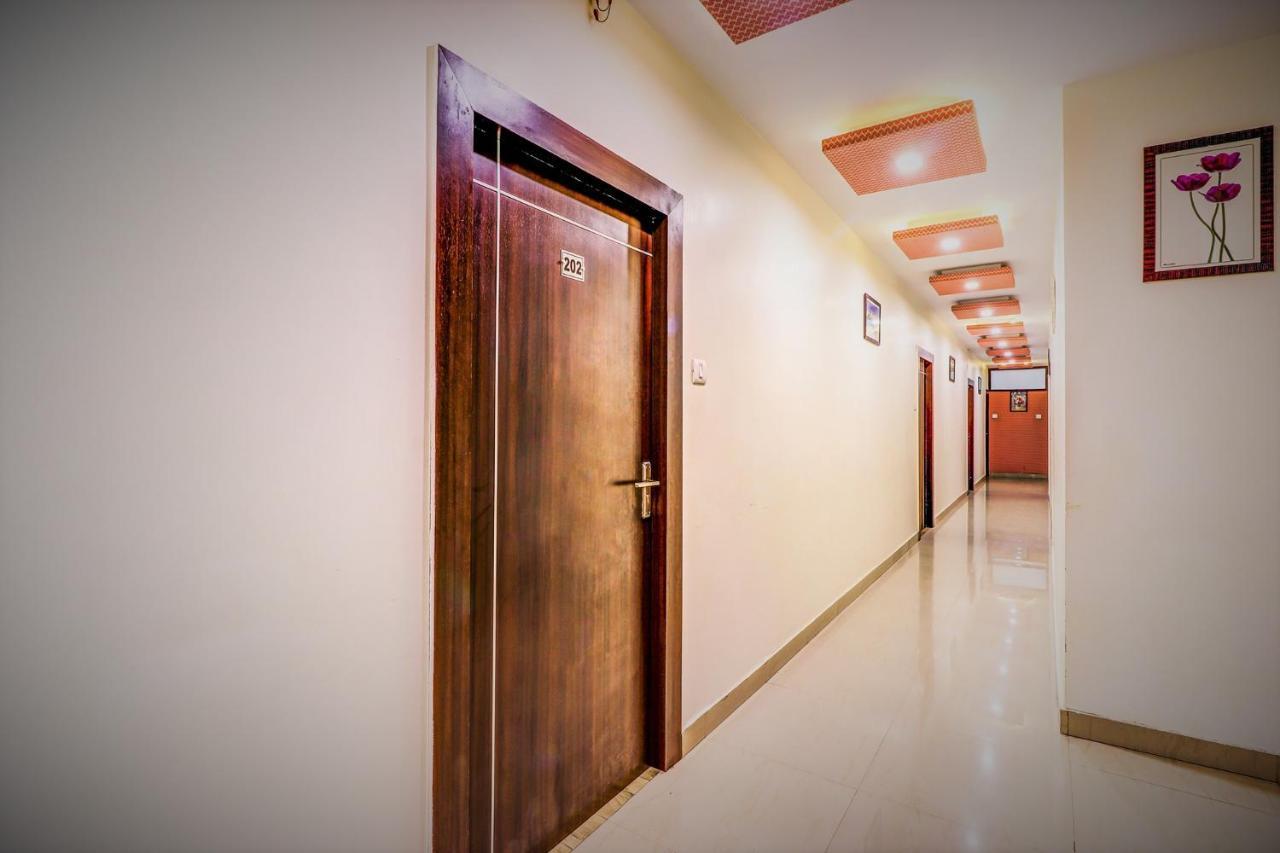Fabhotel Sain Dass Kanpur Zewnętrze zdjęcie
